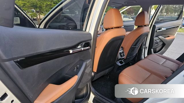 Kia The New Seltos 2023 Белый двухцветный из Кореи, фото 4