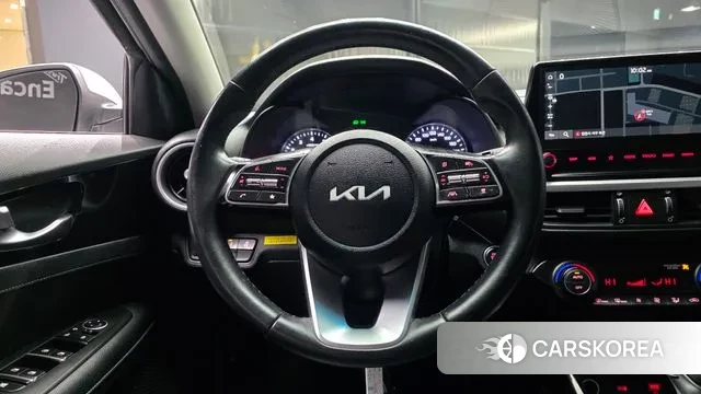 Kia The New K3 2nd generation 2022 Белый из Кореи, фото 4