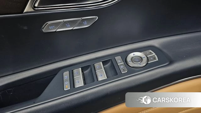 Genesis GV80 2022 Серебристо-серый из Кореи, фото 4