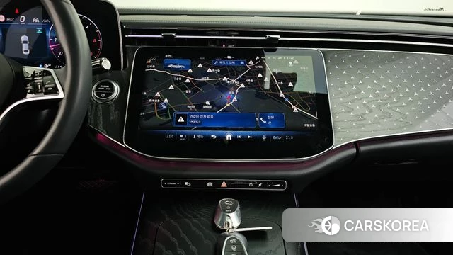 Mercedes-Benz E-Class W214 2024 Белый из Кореи, фото 4