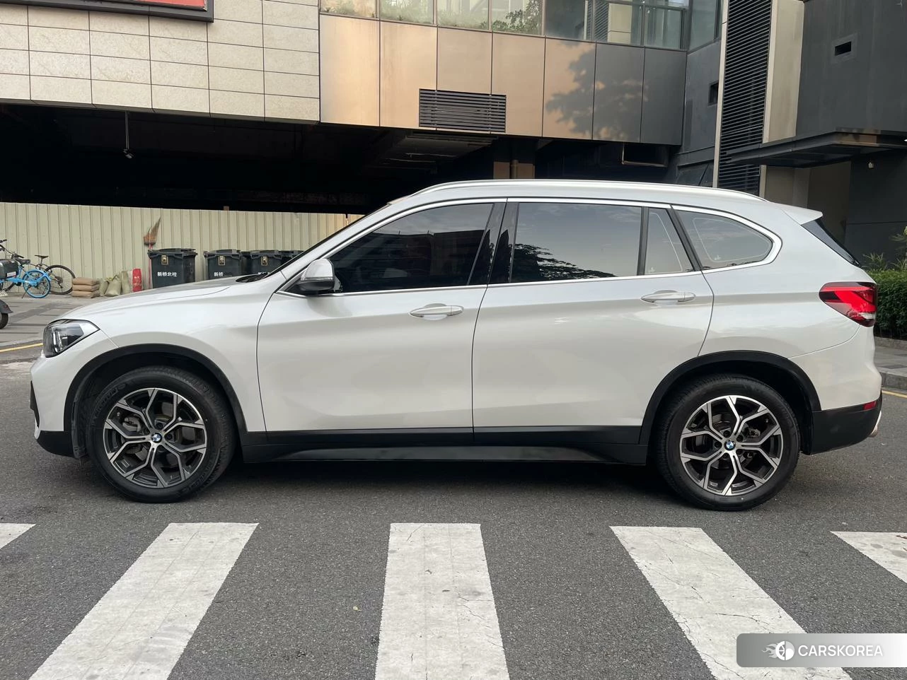 BMW X1 2021 Белый из Китая, фото 4