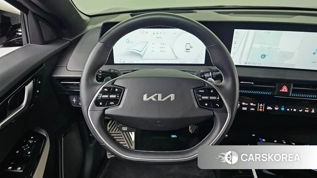 Kia EV6 2024 Черный из Кореи, фото 4