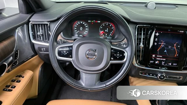 Volvo V90 Cross-Country 2021 Белый из Кореи, фото 4