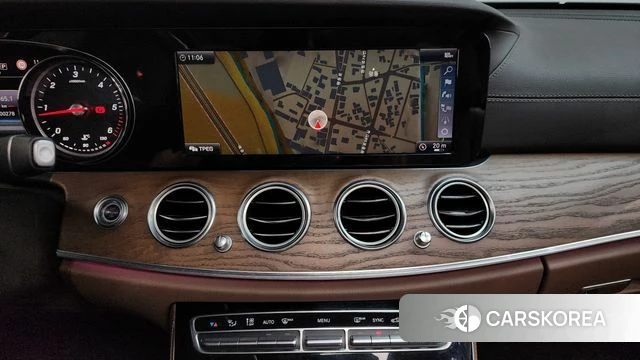 Mercedes-Benz E-Class W213 2019 Черный из Кореи, фото 4
