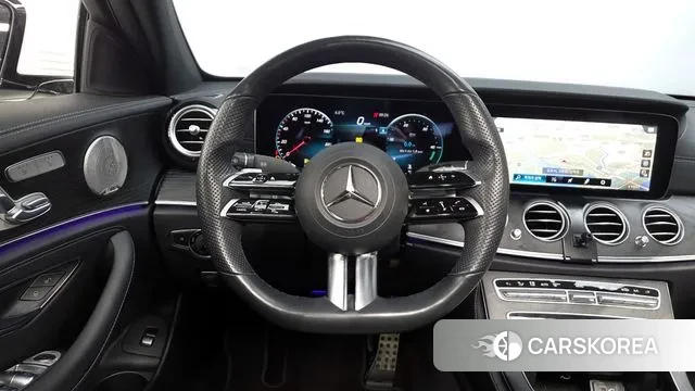 Mercedes-Benz E-Class W213 2022 Белый из Кореи, фото 4