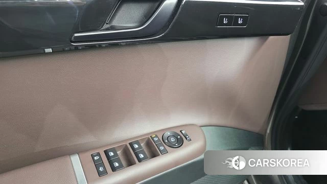 Hyundai Grandeur (GN7) 2023 Песочный из Кореи, фото 4