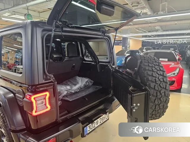 Jeep Wrangler (JL) 2022 Черный из Кореи, фото 4