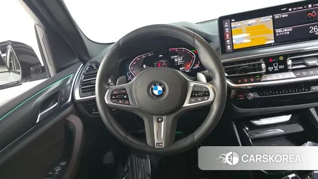 BMW X3 (G01) 2024 Серебристо-серый из Кореи, фото 4