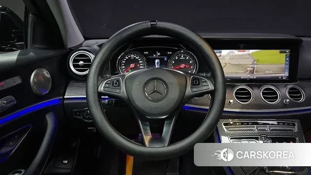Mercedes-Benz E-Class W213 2018 Черный из Кореи, фото 4