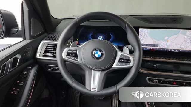 BMW X7 (G07) 2025 Черный из Кореи, фото 4