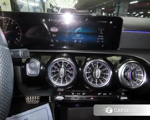 Mercedes-Benz A-Class W177 2023 Белый из Кореи, фото 4