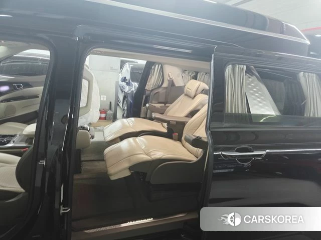 Kia Carnival 4th generation 2021 Черный из Кореи, фото 4