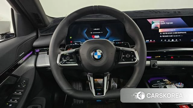 BMW 5 Series (G60) 2024 Белый из Кореи, фото 4