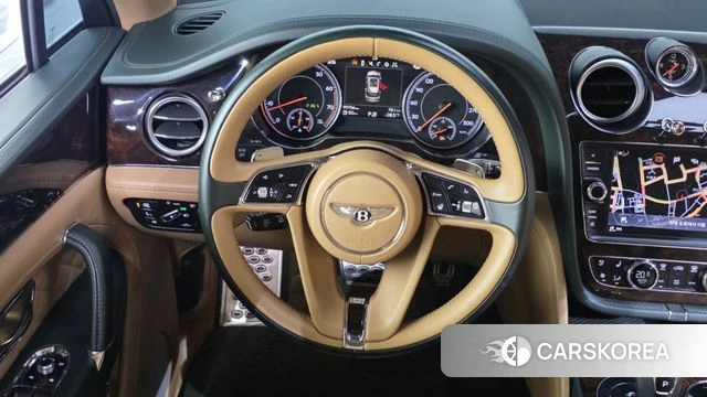 Bentley Bentayga 2018 Белый из Кореи, фото 4