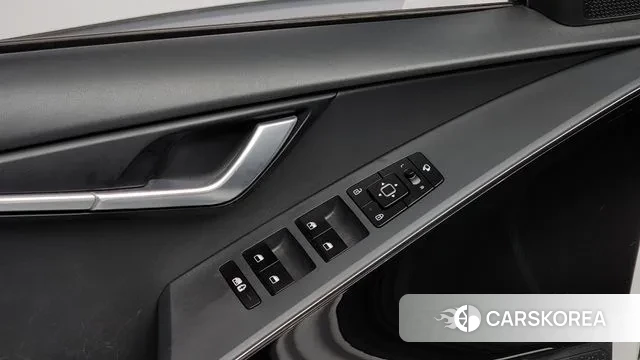 Kia Di Ol Nu Niro 2022 Белый из Кореи, фото 4