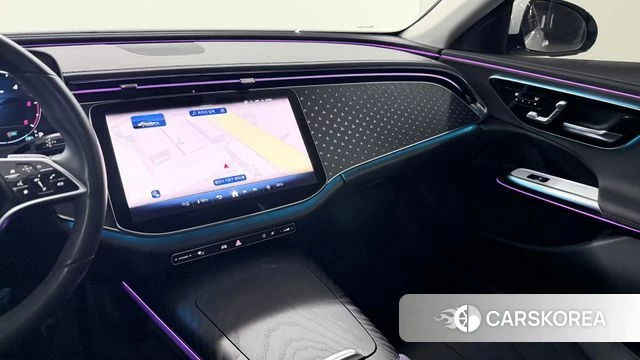 Mercedes-Benz E-Class W214 2024 Белый из Кореи, фото 4