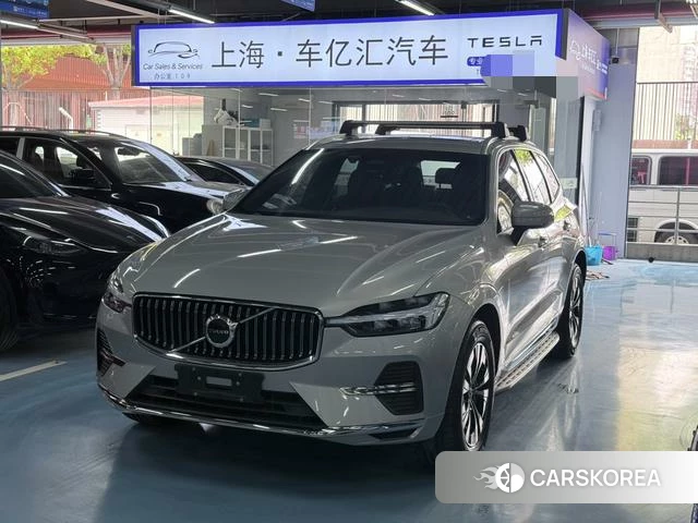 Volvo XC60 2022 Серебристо-серый из Китая, фото 4