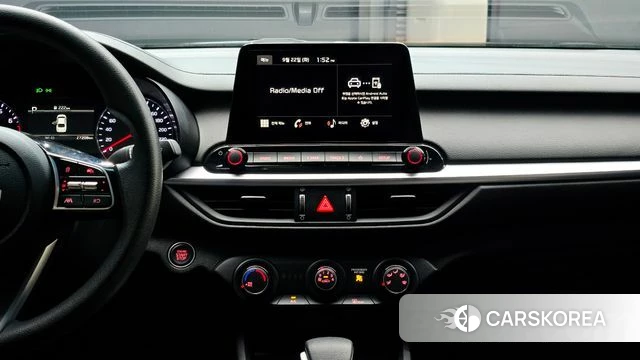 Kia The New K3 2nd generation 2023 Серебристо-серый из Кореи, фото 4