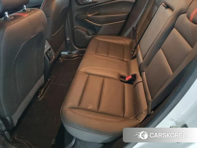 Chevrolet (GM Daewoo) Trax Crossover 2023 Белый из Кореи, фото 4