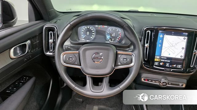 Volvo XC40 2021 Черный из Кореи, фото 4