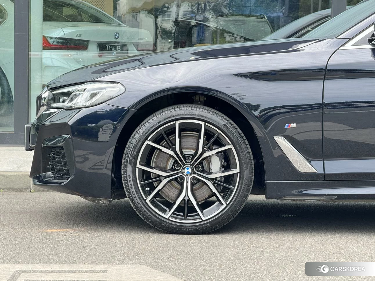 BMW 5 series 2023 Черный из Китая, фото 4
