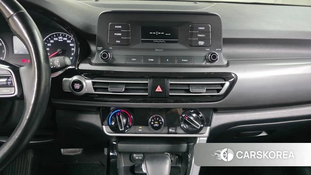 Kia Seltos 2021 Черный из Кореи, фото 4