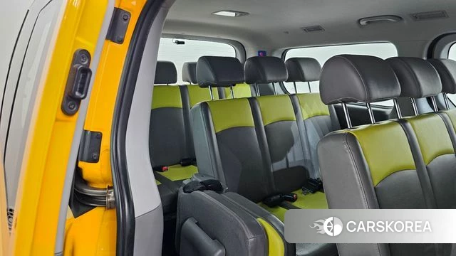 Hyundai The New Grand Starex 2019 Желтый из Кореи, фото 4