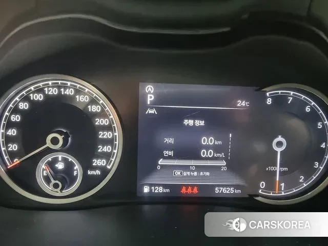 Genesis GV70 2021 Белый из Кореи, фото 4