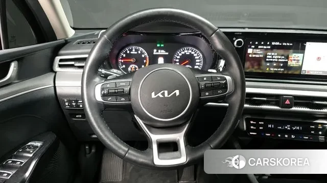 Kia K5 3rd generation 2022 Черный из Кореи, фото 4