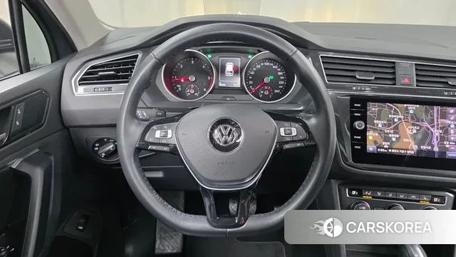 Volkswagen Tiguan second Generation 2018 Серый из Кореи, фото 4