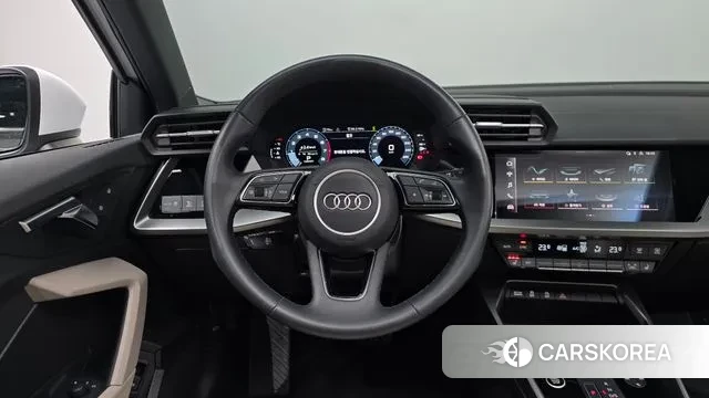 Audi A3 (8Y) 2022 Белый из Кореи, фото 4