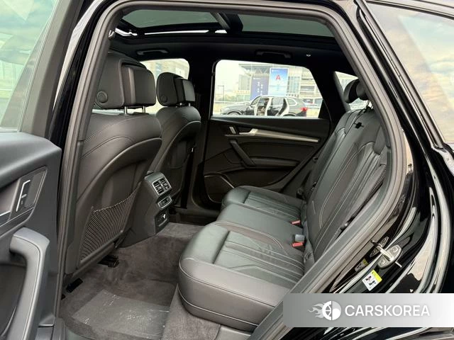 Audi Q5L 2024 Черный из Китая, фото 4