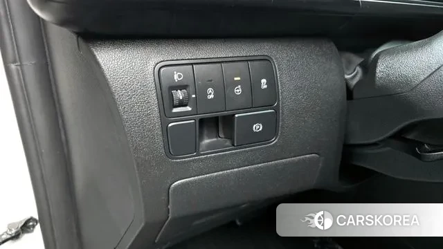 Hyundai Staria 2023 Белый из Кореи, фото 4