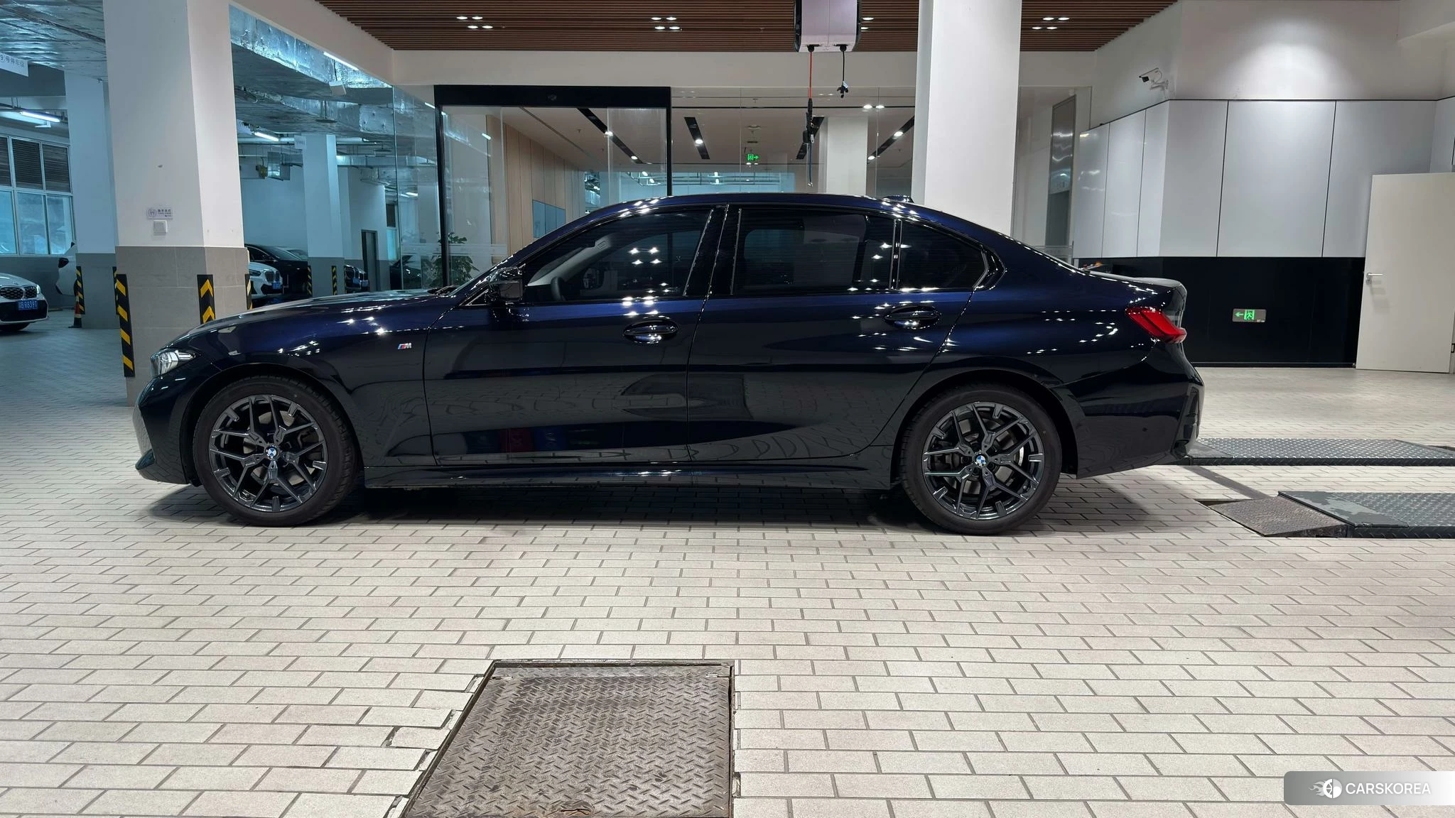 BMW 3 series 2024 Черный из Китая, фото 4