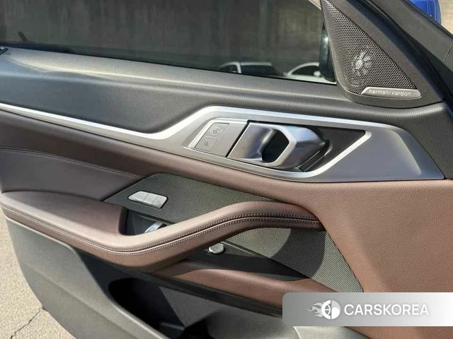 BMW i4 2023 Синий из Кореи, фото 4