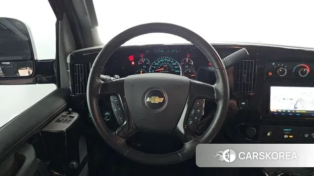 Chevrolet Express Van 2019 Черный из Кореи, фото 4