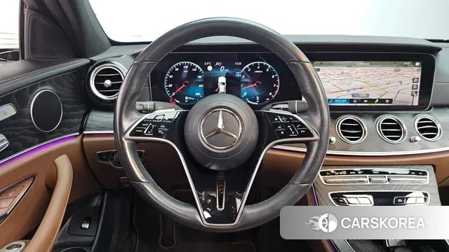 Mercedes-Benz E-Class W213 2023 Белый из Кореи, фото 4