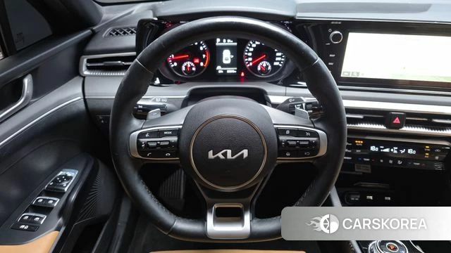 Kia K5 3rd generation 2023 Черный из Кореи, фото 4