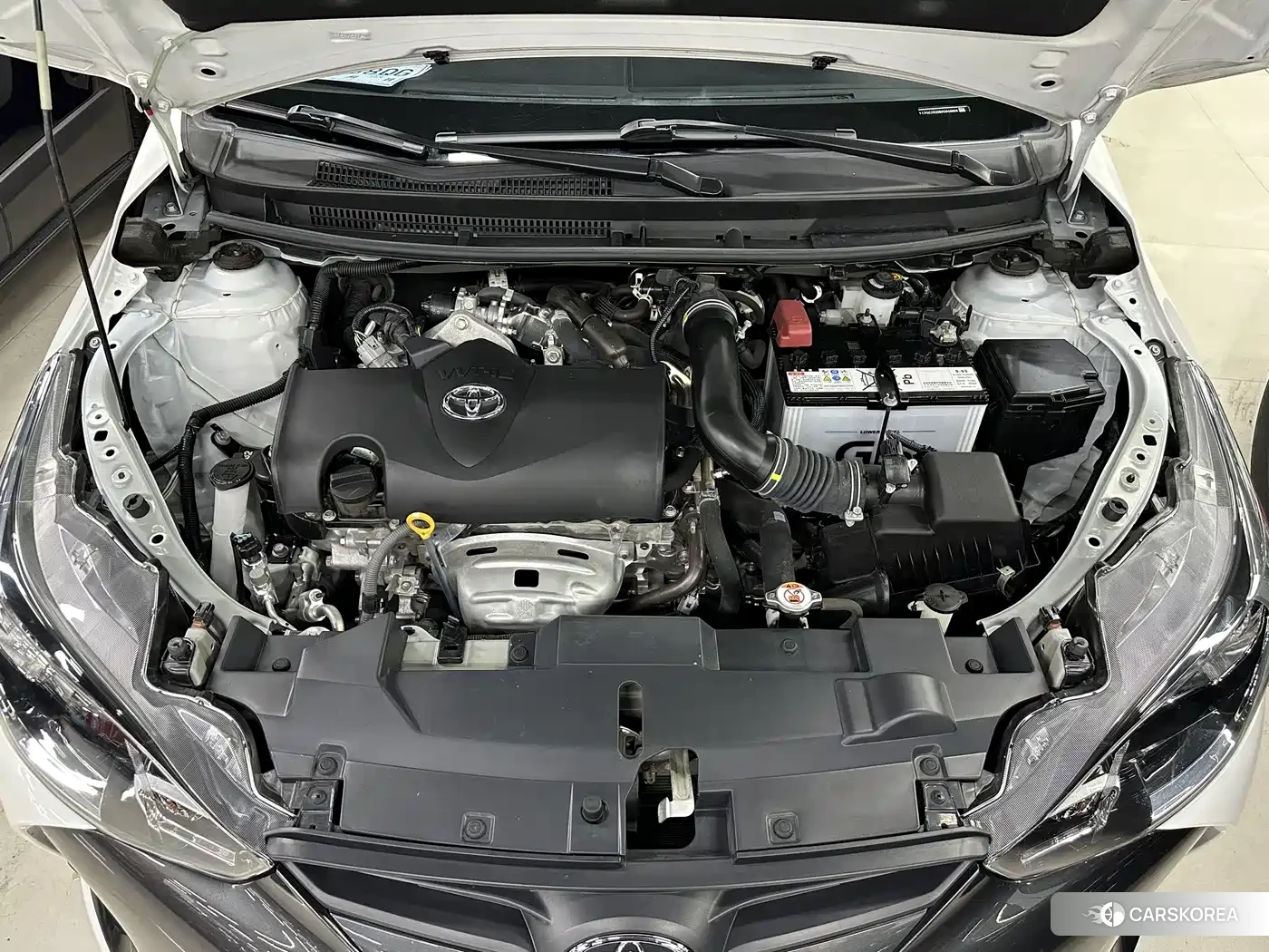 Toyota Yaris L 2022 Белый из Китая, фото 4