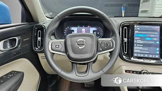 Volvo XC40 2024 Синий из Кореи, фото 4