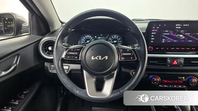 Kia The New K3 2nd generation 2022 Серый из Кореи, фото 4