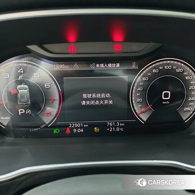 Audi Q3 2022 Белый из Китая, фото 4