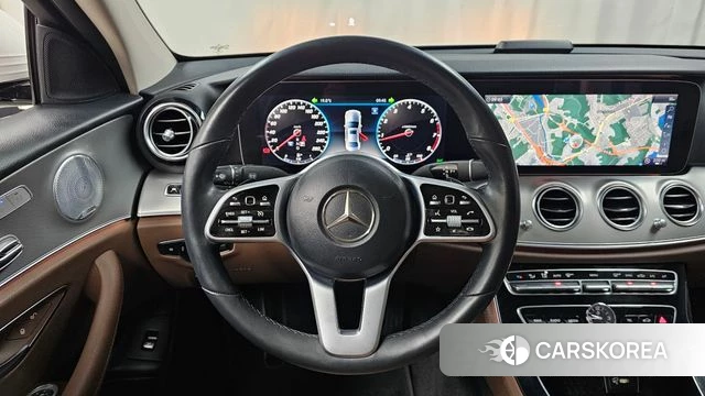 Mercedes-Benz E-Class W213 2018 Белый из Кореи, фото 4