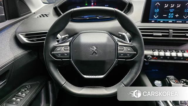Peugeot 3008 second generation 2019 Белый из Кореи, фото 4
