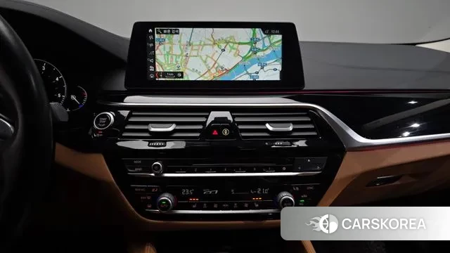 BMW 5 Series (G30) 2018 Черный из Кореи, фото 4