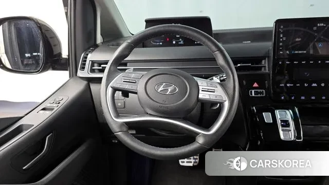 Hyundai Staria 2023 Черный из Кореи, фото 4