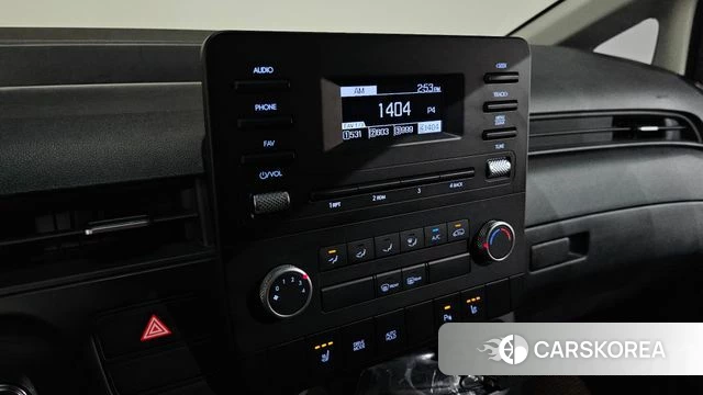 Hyundai Staria 2024 Серебряный из Кореи, фото 4
