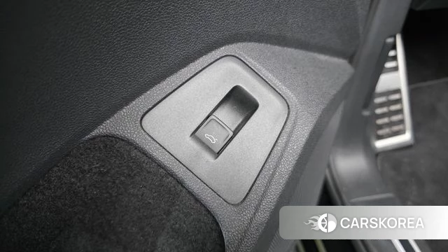 Volkswagen Tiguan second Generation 2022 Черный из Кореи, фото 4