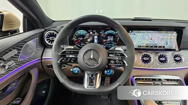 Mercedes-Benz AMG GT 2023 Золотой из Кореи, фото 4