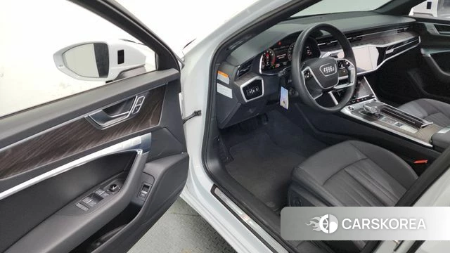 Audi A6 (C8) 2022 Белый из Кореи, фото 4